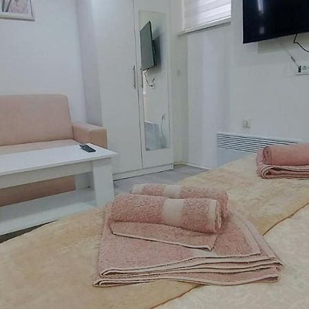 Zeleni Venac Studio & Apartment Belgrad Exterior foto